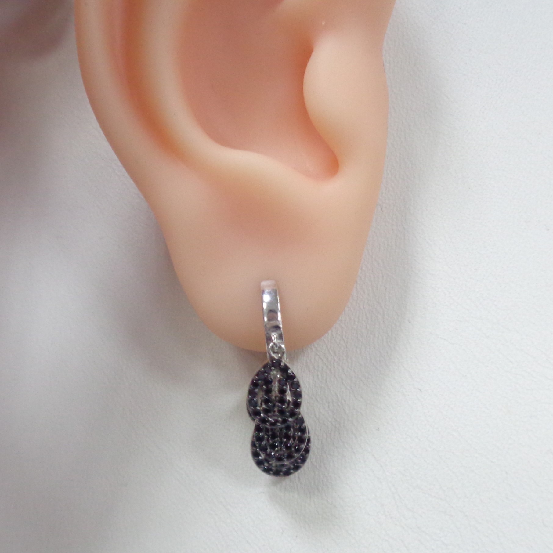 Серебряные серьги-конго со шпинелью